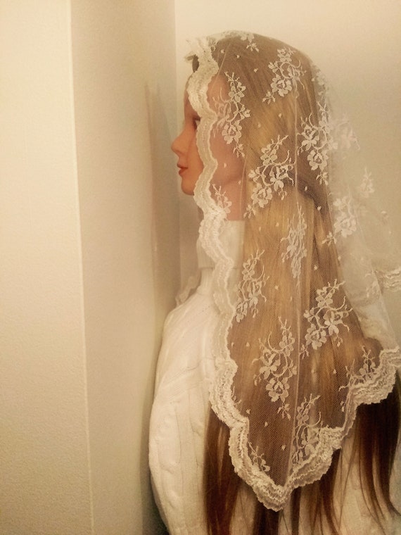 St. Catherine Veil, chapel veil/mantilla, almondine