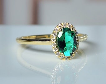 Emerald Gem 5x7 mm Halo Diamonds Engagement Ring for Wife to Be Oval Cut Dainty Ring