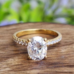 Oval Diamond Engagement Ring: 14k Yellow Gold Solitaire Ring