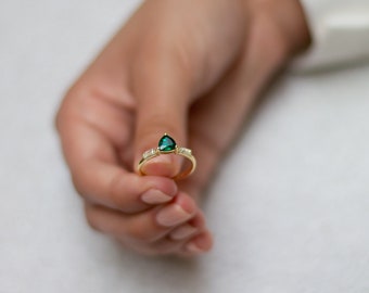 Dainty 14k Gold Trillion Emerald Ring with Baguette Moissanite