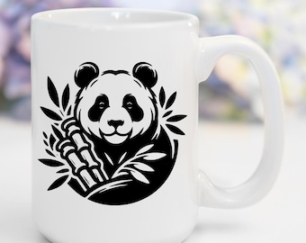 Panda Bear z pędami bambusa SVG i PNG, słodka panda clipart, obraz wektorowy pandy, sylwetka pandy, projekt sublimacji, plik do cięcia pandy