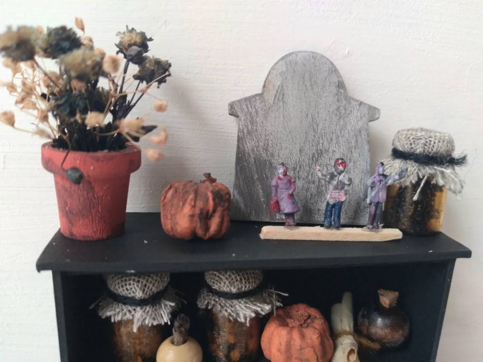 Dollhouse Miniature ZOMBIES / Zombie figurines for Halloween Etsy