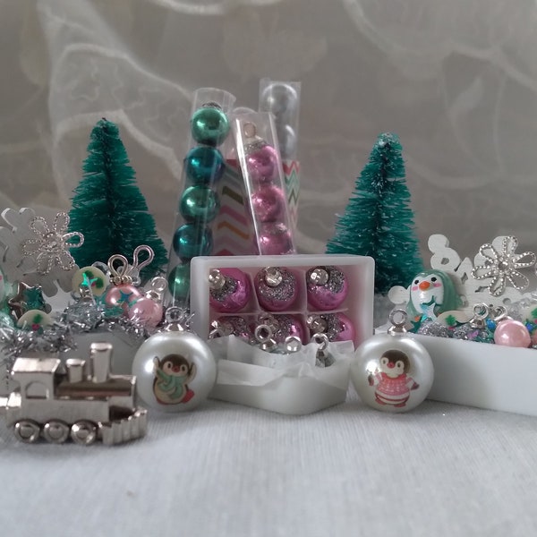 Penguin & Snowflake theme 1:12 Christmas Decorations, Gift Bags, Ornaments, and Boxes  Pink and Frosty Teal Modern Miniatures