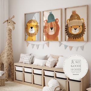 Löwen Poster Kinderzimmer · Geschenkidee für Kinder · Kinderzimmer Deko  · Winter Herbst Löwe Mütze · Deko Print ohne Rahmen