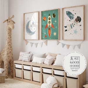 Póster de astronauta para habitación infantil · Idea de regalo para niños · Decoración habitación infantil · Cohete espacial y planetas · Lámina decorativa sin marco