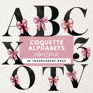 Könnte beinhalten: Schwarz-weiße Buchstaben des Alphabets mit rosa Schleifen. Die Buchstaben sind mit einem Sternenhimmelmuster verziert. Der Text "Coquette Alphabets clipart pack 36 transparent PNGs" wird auf einem rosa Hintergrund angezeigt.