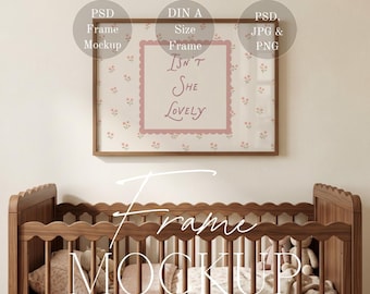 Maqueta de marco horizontal sobre cuna para habitación infantil, maqueta de marco de madera tamaño DIN A, maqueta de arte de pared elegante para habitación de niña, PSD, descarga instantánea