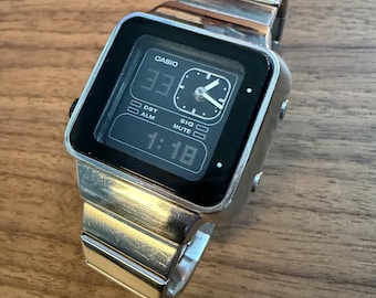 カシオ FUTURIST フューチャリスト LA-2001 レトロ Y2K Vintage Casio Futurist LA-2001 Digital Watch Rare - Etsy