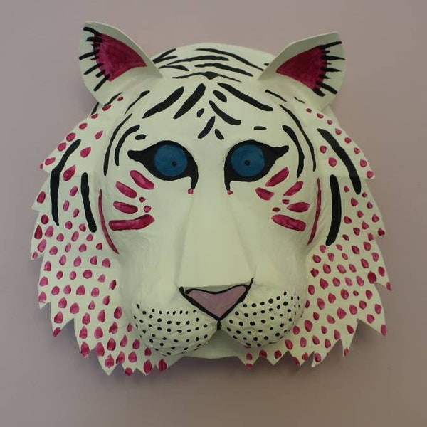 Tête de tigre blanc en papier mâché, Ivan