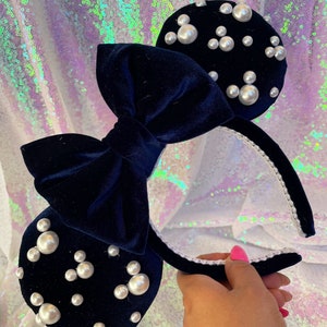 Velvet Pearl Minnie Ears/ Navy Minnie Ears