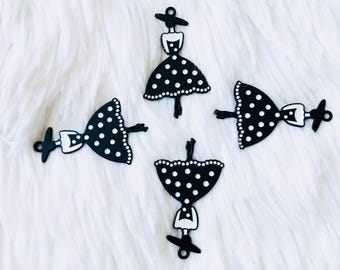 Zwart-witte damesjurk plaksteen emaille bedel - polkadot jurk versiering charme-vintage stijl plaksteen bedel - DIY ambachtelijke projecten