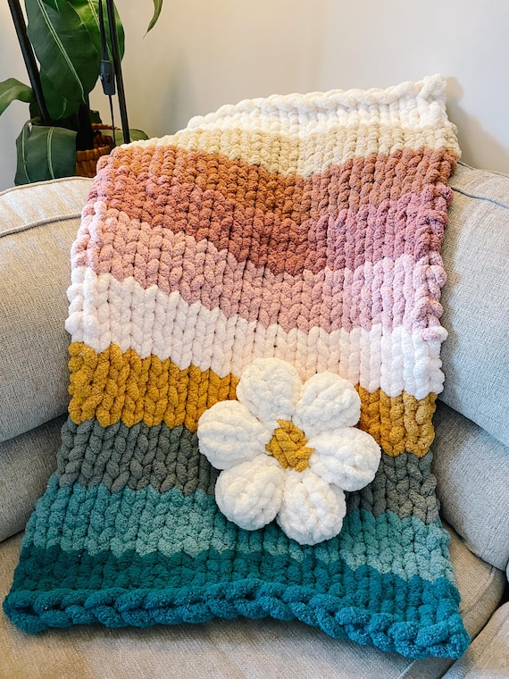 Chunky Knit Daisy Flower Pillow Video Tutorial (digital Download