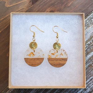 Small Gold Flakes & Wood Circle Earrings with Disc Round Resin and Wood Earrings Boho Wooden Earrings Beautiful, Trendy Gift for her image 2
