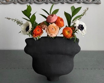 Black Vase For Flowers |  Black Vase Ceramic |  Minimal Vase | Sculptural Vase | Black Vases Decor | Handmade Black Vase