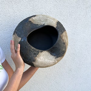 Handmade Textured Ceramic Vase: Scandinavian Modern Decor