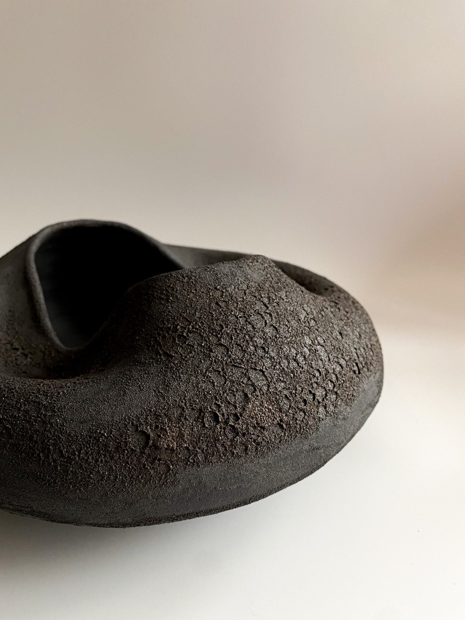 Black Ceramic Vase handmade Ceramic Vase Textured Vase - Etsy