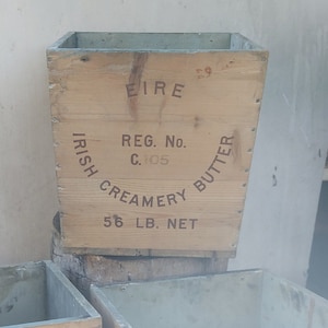Vintage Eire creamery butter box/irish box/irish rare old times/pine butter box
