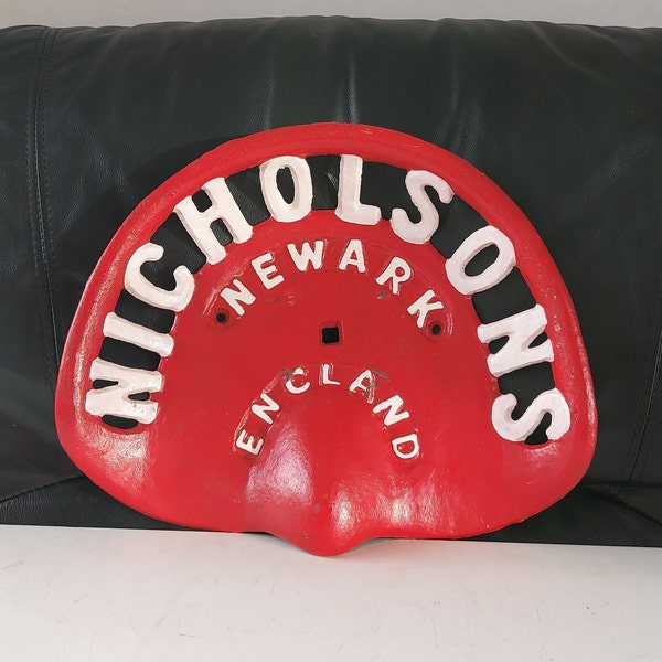 Cast iron Red tractor seat Nicholsons of Newark England/tractor display feature/reaper seat