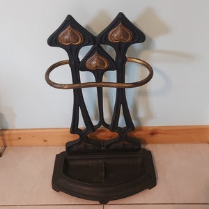 Cast iron umbrella stand with brass effect light metal detailing/cast iron stick stand with removable drip tray