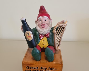 Guinness cast iron leprechaun on box display figure/guinness/guinness doorstop