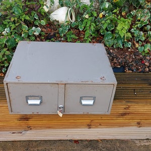 Vintage lockable Tabletop filing 2 drawer cabinet