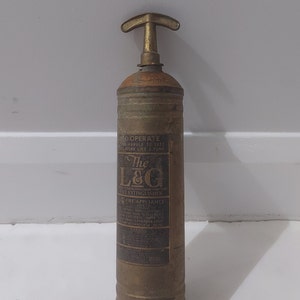 The L&G fire extinguisher/1960s fire extinguisher/vintage car fire extinguisher
