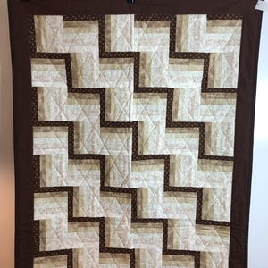 Log Cabin Lap Quilt