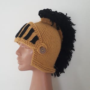 Handstickad riddarhjälmmössa: Gladiator, Trojan, Spartansk
