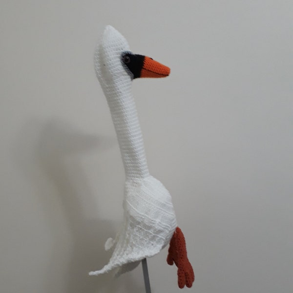 Swan golf club protector, handmade, crochet, durable golf head driver