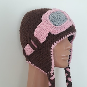 Crocheted pilot hat, handmeade pilot hat, cute pilot hat, for kids, teens and adults...