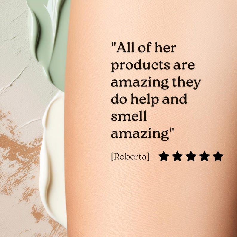 Puede incluir: Primer plano de un fondo de tono de piel claro con el texto "All of her products are amazing they do help and smell amazing" y una calificaci&oacute;n de cinco estrellas. Productos cosm&eacute;ticos verdes y blancos a la izquierda.