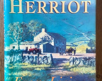 Every Living Thing, James Herriot, Hardback with excellent Dustcover. 1992 1st