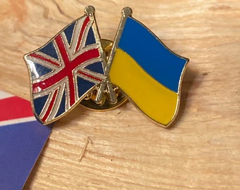 Ukraine - United Kingdom lapel badge - Ukraine and Union Jack flags - friends forever