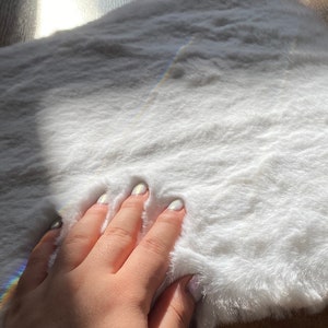 FAUX Bunny Rug,FAUX Bunny Carpet,Rabbit Feather Faux Post Rug,RabbitHair Carpet,Artificial Rabbit Fur Rugs,SoftRug,Washable NonSlip Post Rug