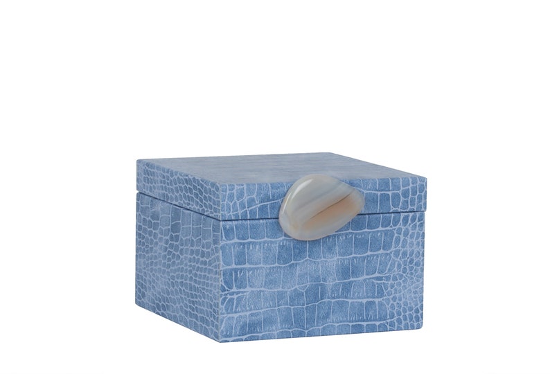 May include: A light blue box with a crocodile-embossed pattern and a light grey agate stone lid.