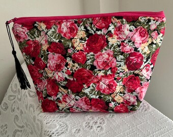 Pink Floral Fabric Pouch with Tassel and Heart Charm – Padded Zipper Bag