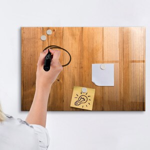 Tablero magnético de tablones de madera, lista de tareas para la pared, tablero de mensajes marrón, exhibición de fotos de pared con patrón de naturaleza, marcador + esponja