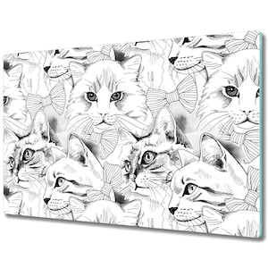 Puede incluir: Ilustración en blanco y negro de un patrón repetitivo de gatos con pajaritas. Los gatos están dibujados en un estilo realista con detalles precisos.