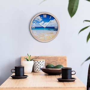 Reloj de pared con diseño de playa y mar, impresión de madera azul, reloj minimalista beige, paisaje, manecillas de reloj negras o blancas