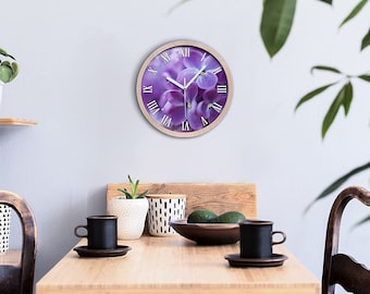 Horloge murale en bois fleurie, horloge murale silencieuse violette, idée cadeau rose, horloge florale, rustique