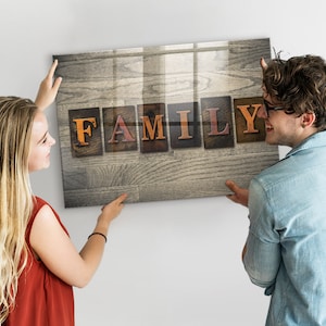 Organizador de pared con texto familiar, tablero magnético para tareas domésticas, tablero de notas multicolor, patrón de texto