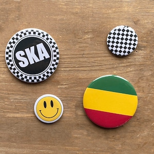 DBD Charles Rowland Cosplay-knappar, märken, nålar, nålar | Dead Boy Detectives | 32 mm 58 mm 1,25 tum 2,25 tum | Ska Reggae Rude Boy Rude Girl |