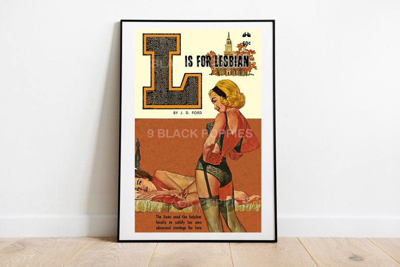 L für Lesben | Lesbische Zellstoff-Druck-Wand-Kunst | HLW Vintage Sapphic | Pulp Novel Cover Reproduktion | Queer Dekor | Geschenk für Queer Frauen Bild 1