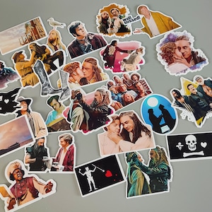 Lot de 3 à 20 autocollants Notre drapeau signifie la mort Vinyle brillant découpé à la forme laminé Barbe noire Ed Teach Stede Bonnet BlackBonnet LGBTQ+ Gay Pirates