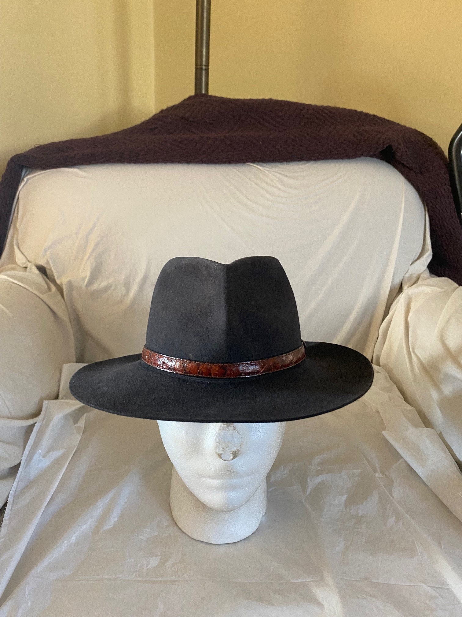 Crikey! It's an Outback Cool Vintage Akubra Banjo Paterson - Main Image