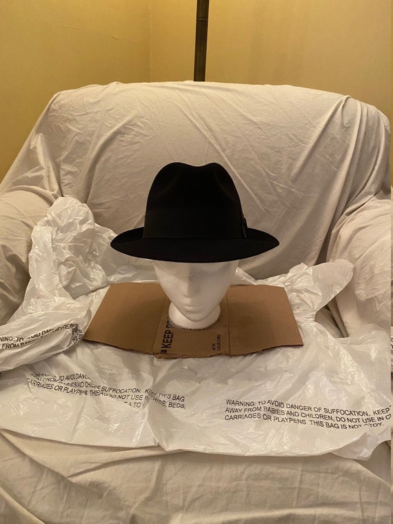 Vintage Classically Cool Royal Stetson 