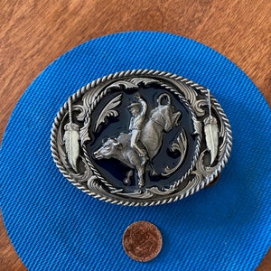 Boucle De Ceinture Western Vintage Siskiyou 1991 - Cowboy Sur Cheval Rodeo - Argenté