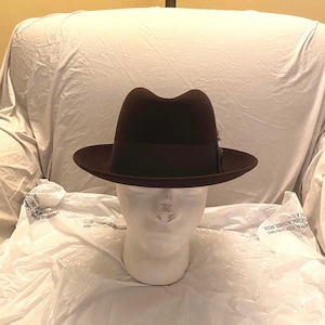 Vintage Classically Cool Biltmore of Guelph, Canada Fur Felt President Banker/Homburg Black Oak Size 6 7/8 (55cm)