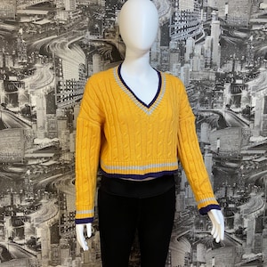 Women&#39;s wool sweater, knitted sweater, yellow warm knitted sweater, knitted jumper, merino wool sweater, short sweater, women&#39;s v neck sweat