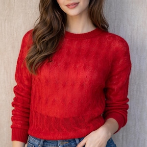 Rubinröd kabelstickad alpackatröja, körsbärsfärgad lös tröja med flätor, luftig, fluffig och transparent tröja, redo att skickas, mysig julklapp
